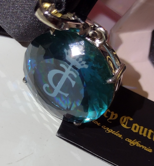 Juicy Couture Engraved Solitaire Sea Blue Green Jumbo Faceted Crystal NWT - Picture 9 of 12